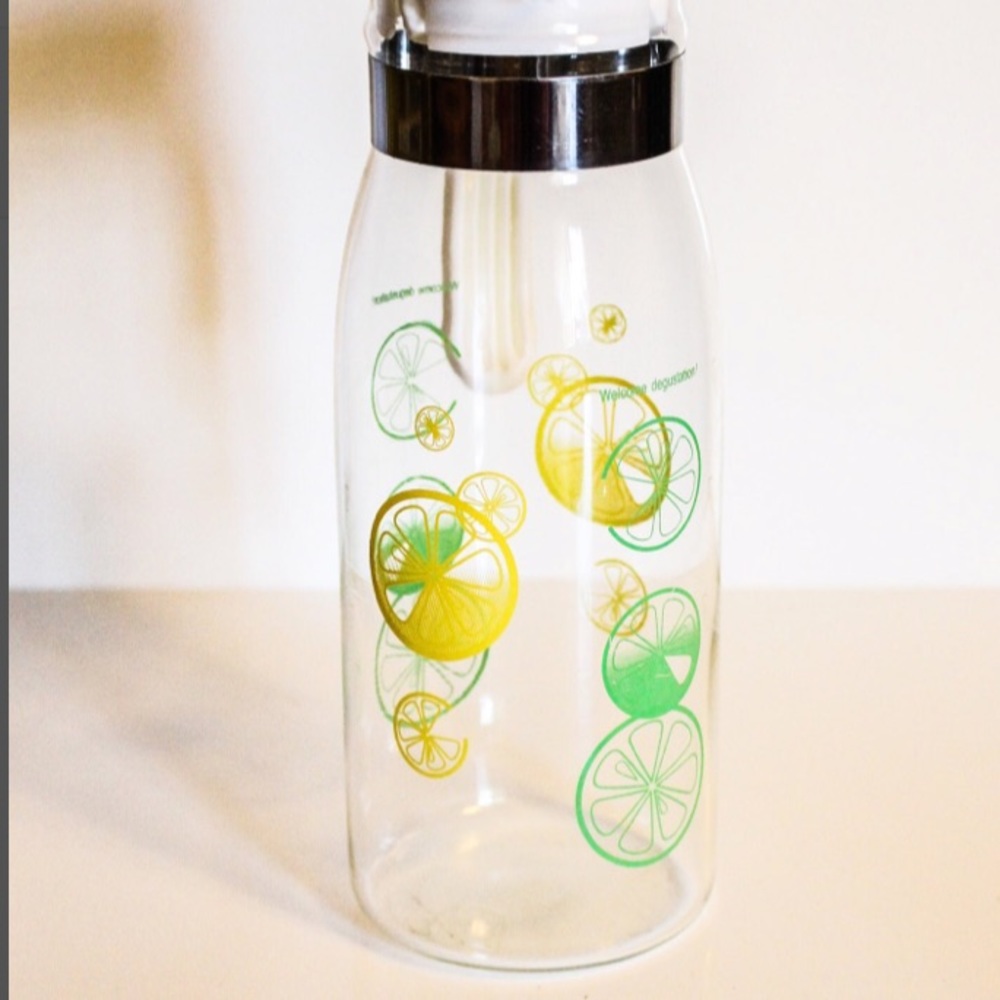 Vintage Pyrex Pitcher w/Lemons & Limes~NO LID
